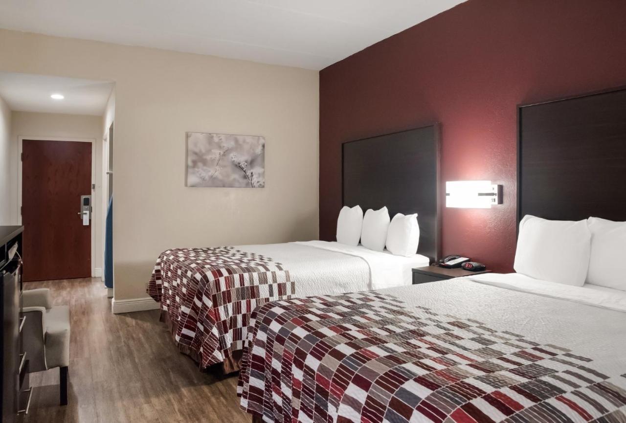 Red Roof Inn Tupelo Exterior photo